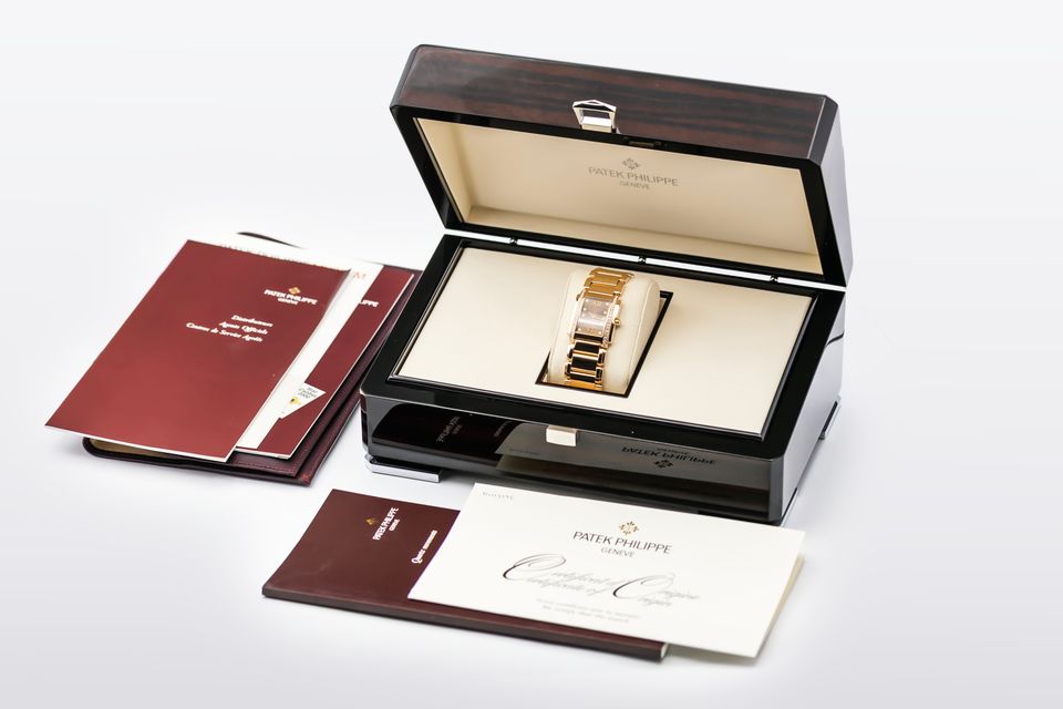 Patek Philippe Twenty-4 4910/11R-010 Image 7